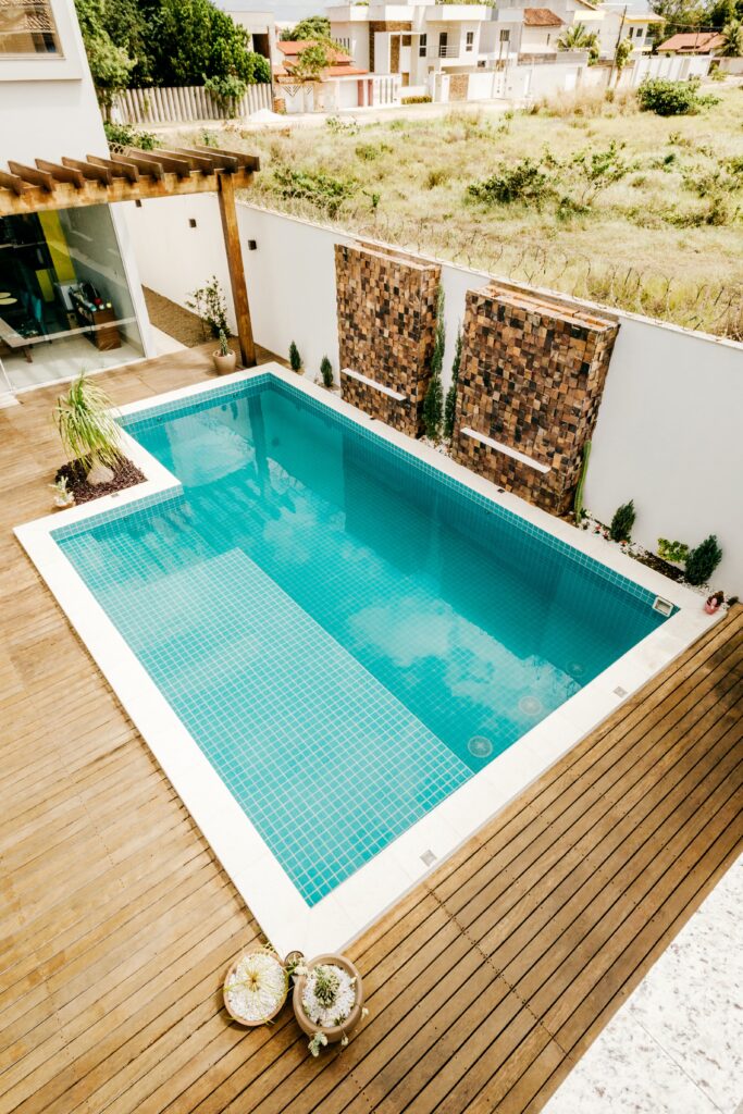 Instyle Spas can provide you any kind of urban pool.